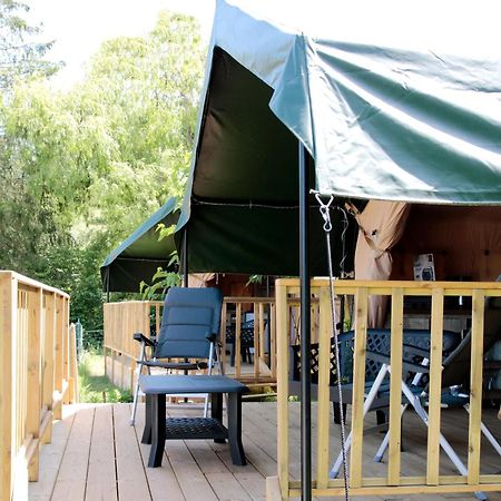 Camping Le Rotja Fuilla 外观 照片
