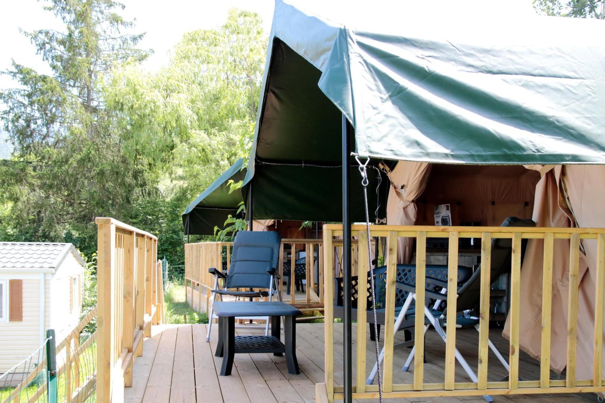 Camping Le Rotja Fuilla 外观 照片