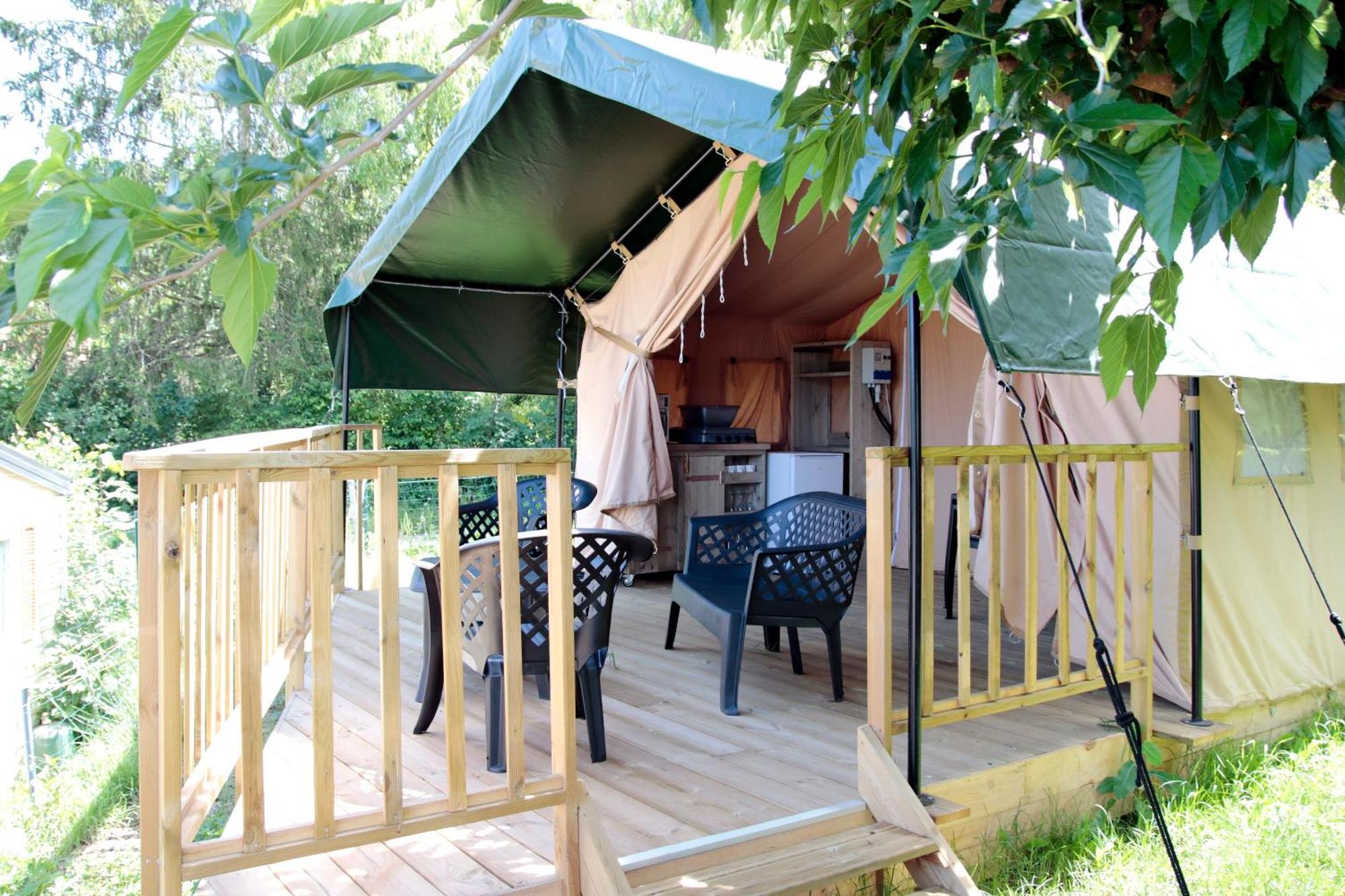 Camping Le Rotja Fuilla 外观 照片