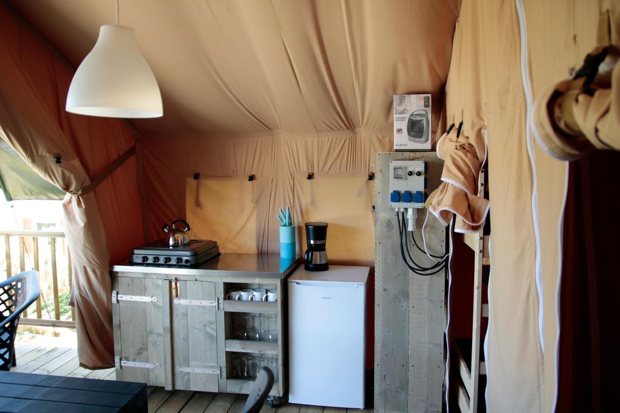 Camping Le Rotja Fuilla 外观 照片